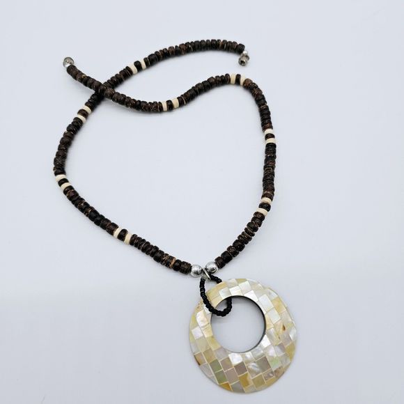 Boho Necklace Mother of Pearl Mosaic Open Circle Pendant Brown Wood Bead Chain - Picture 4 of 11